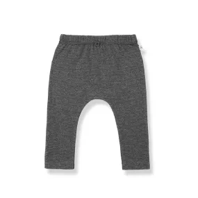 1  in the family Pia Leggings - Grey