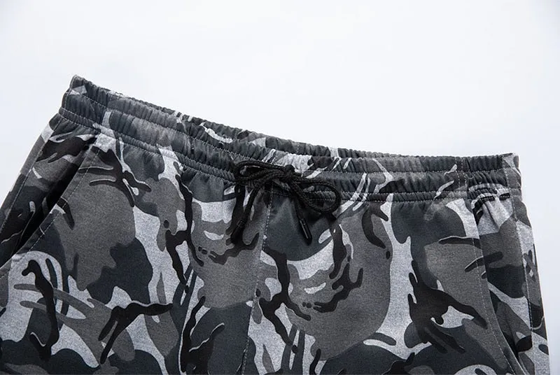 2 Piece Camouflage Sweatshirts Jacket   Pants Sets Camo Men Tracksuit Hooded Outerwear Hoodie Set