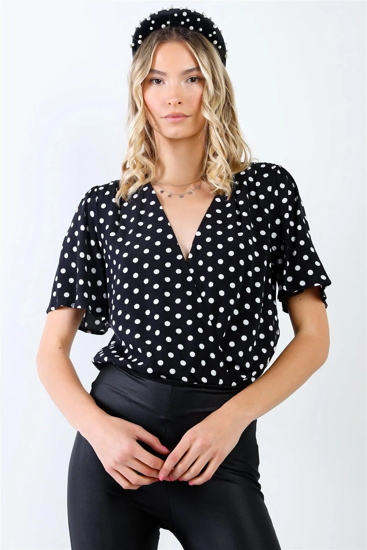 Black & White Polka Dot Front Wrap V-Neck Short Sleeve Bodysuit /1-2-2-1