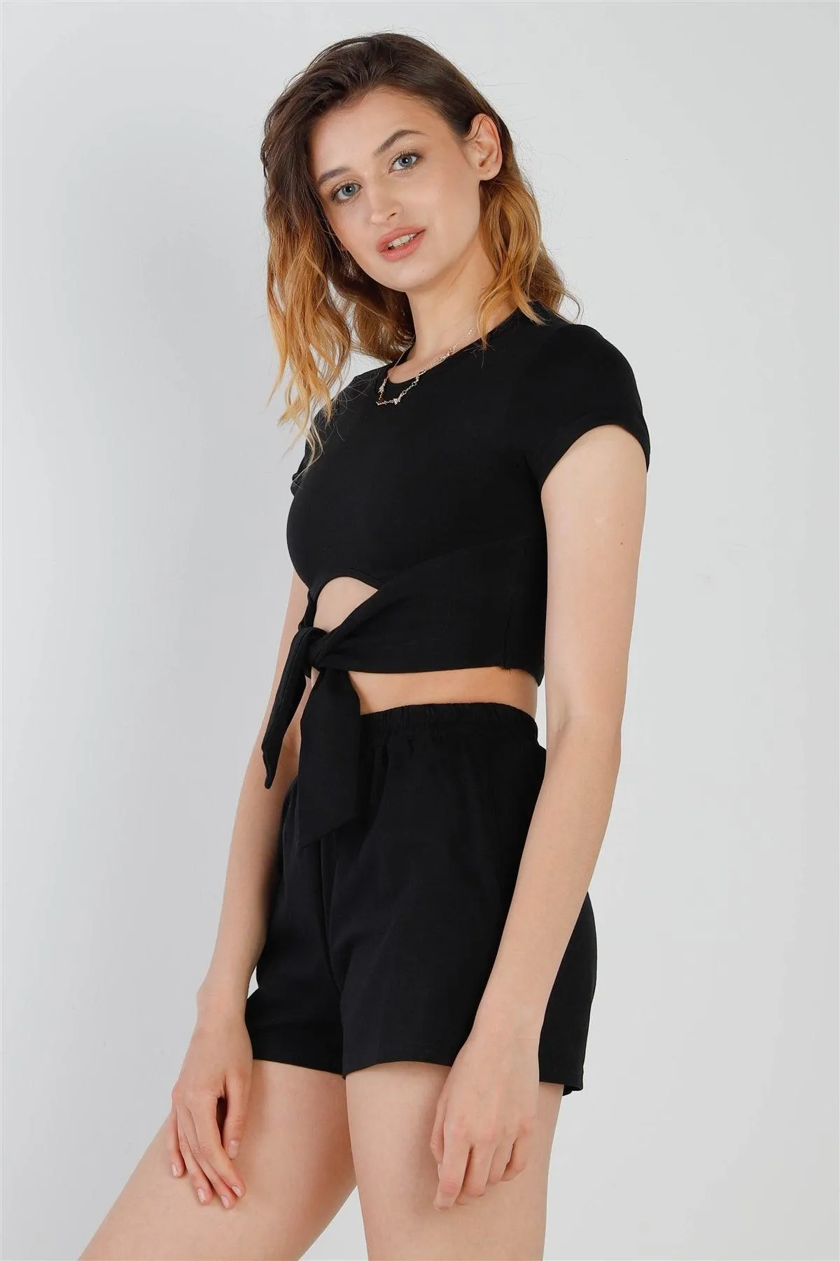 Black Cut-Out Detail Self-Tie Hem Short Sleeve Crop Top & High Waist Short Set /2-2-1