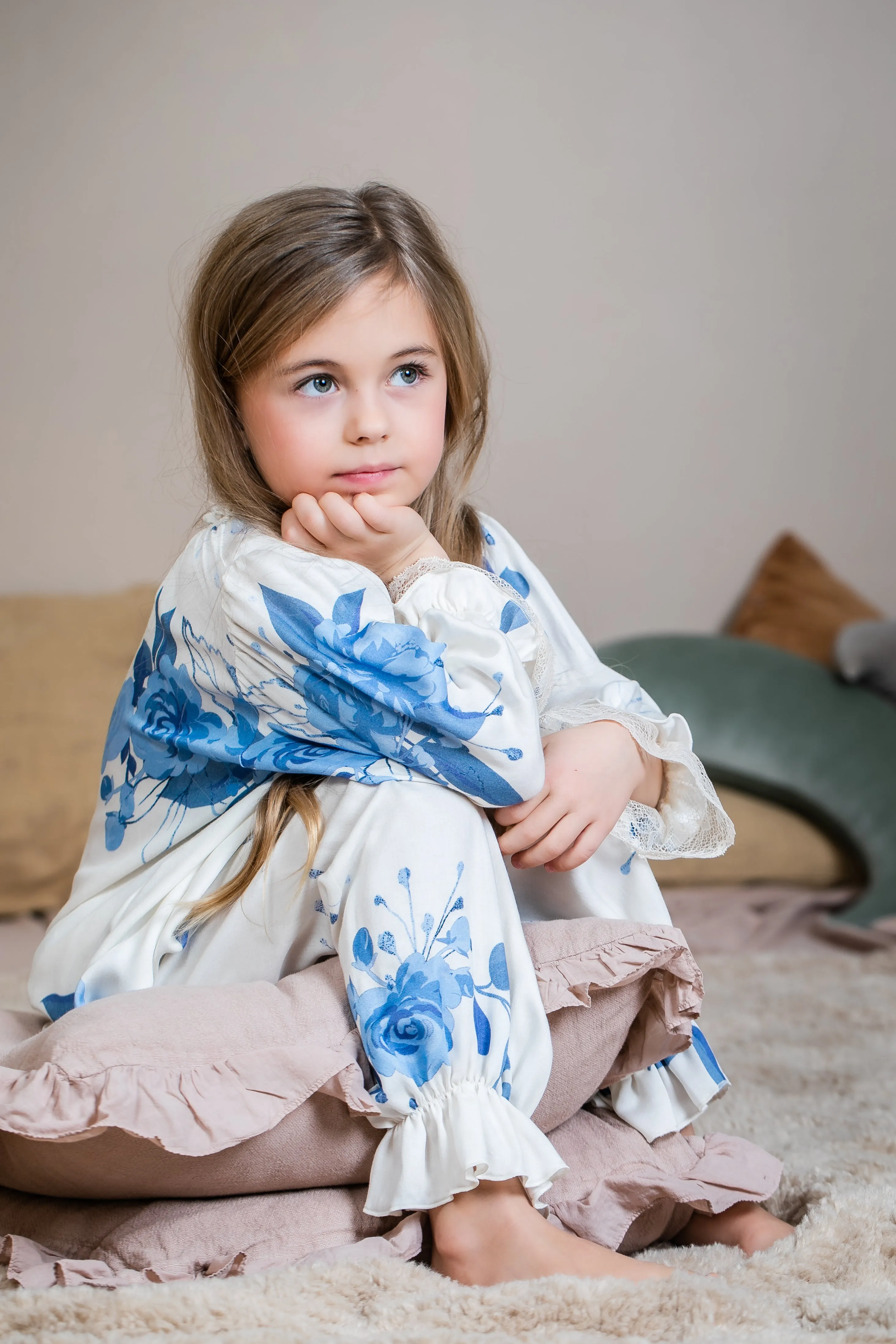 GRACE - GIRLS PYJAMA SET IN BLUE ROSES