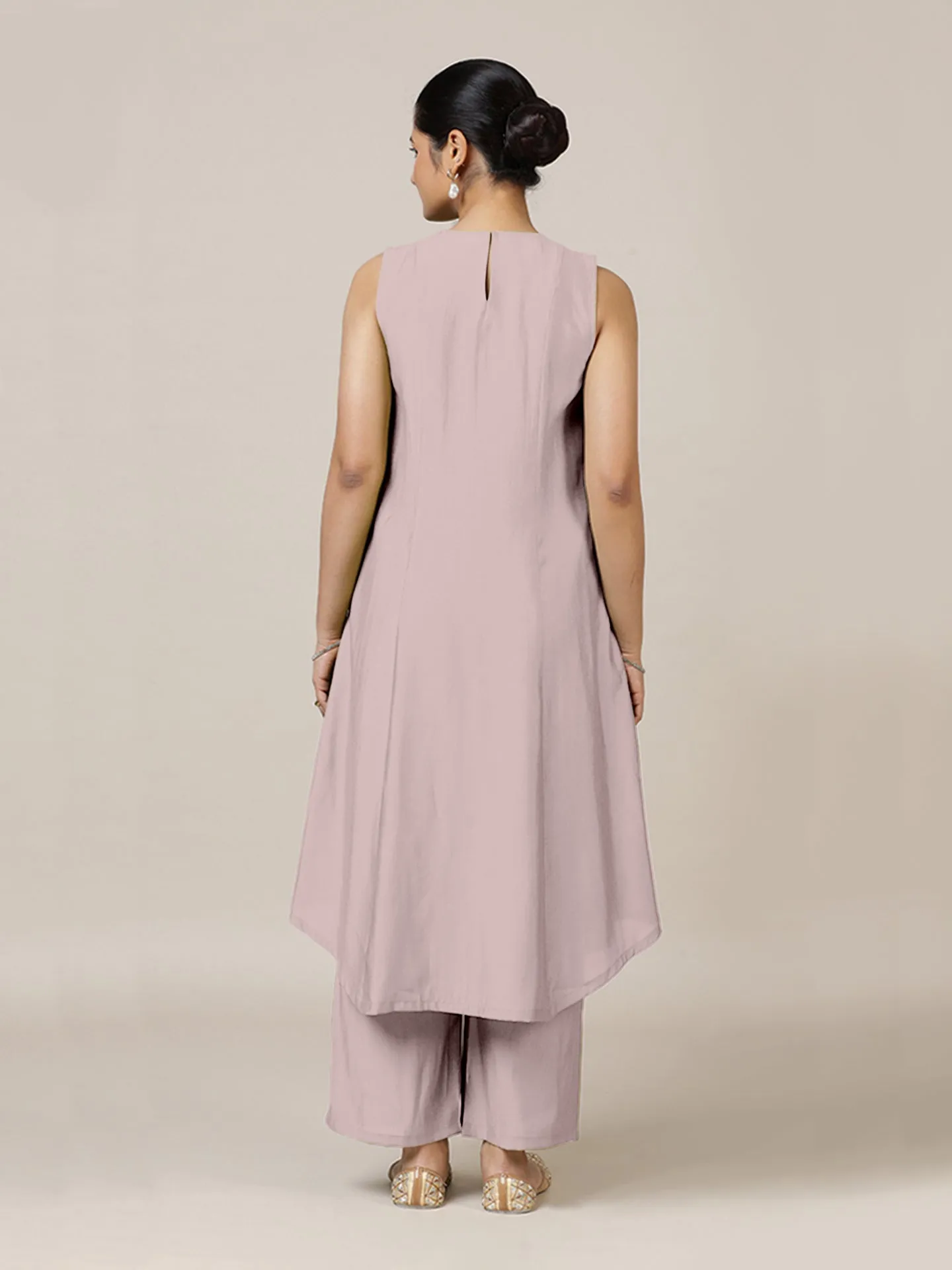 Mirha x Rozaana | A Line Kurta in Lilac with Thread Work | Coords or Only Kurta