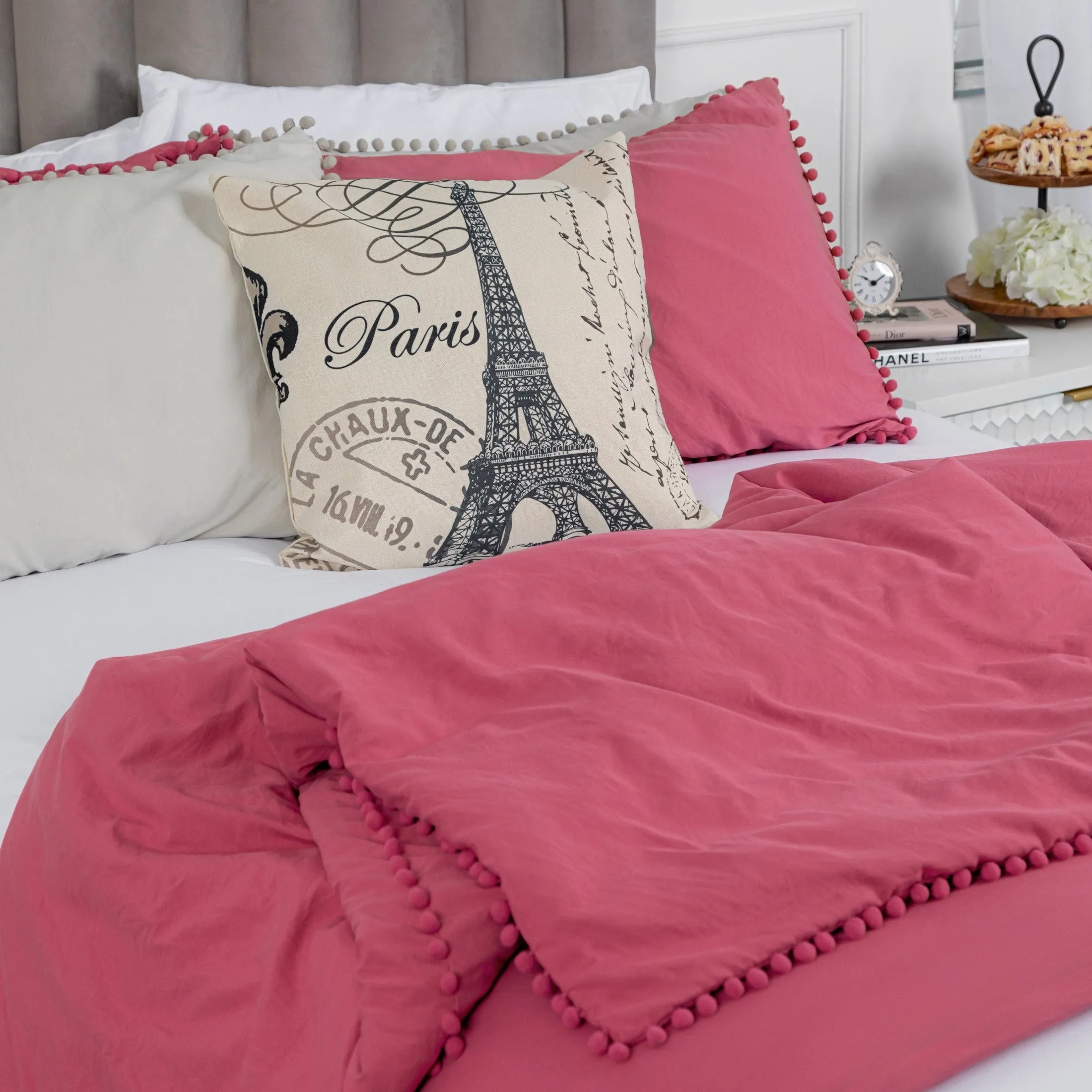 Pom-Pom Duvet Cover Set