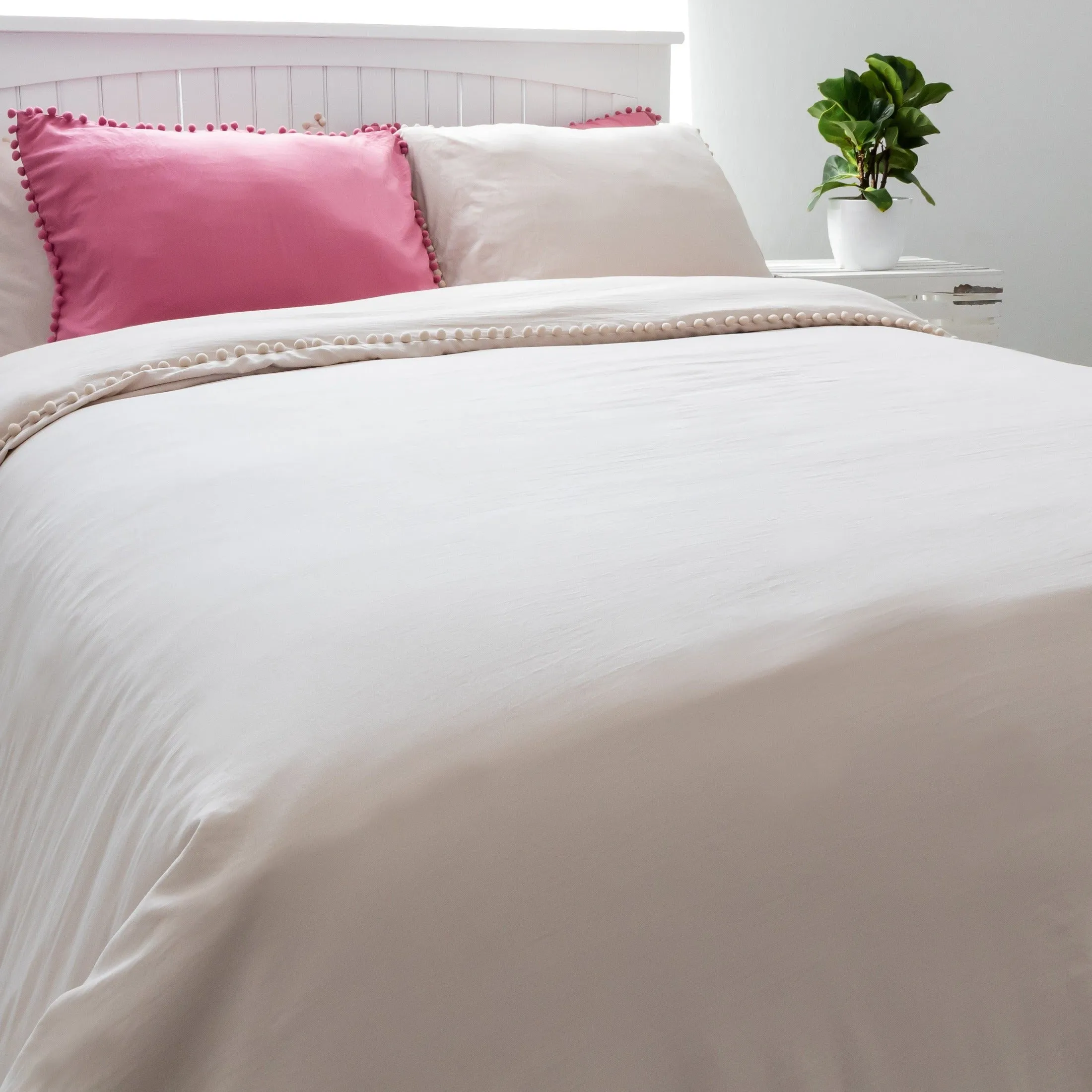 Pom-Pom Duvet Cover Set